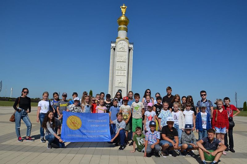 photo 5294095986521214185 y